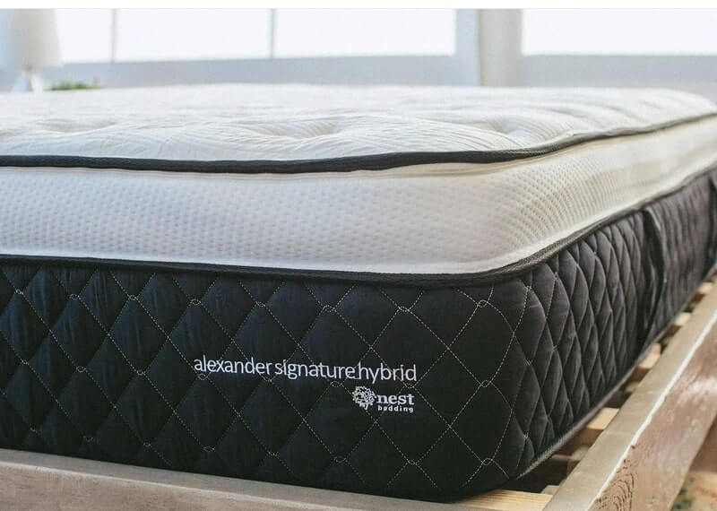 Nest Bedding Alexander Signature Hybrid Mattress